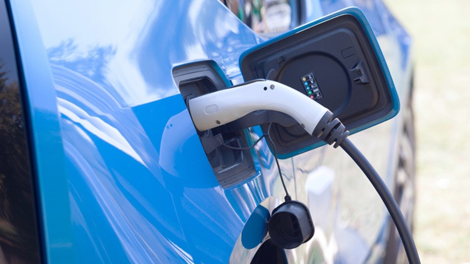 The Growth of EV Sales & How to Maximize Battery Performance