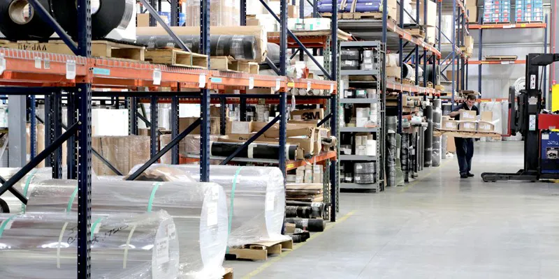 An organized warehouse thanks to the streamlined supply chain services of JBC Technologies.