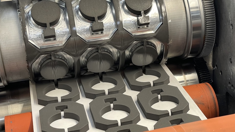 5 Things to Consider When Choosing Material for Your Seal or Gasket